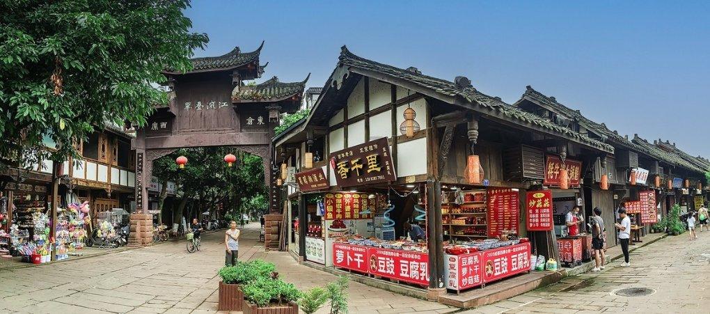 双人跨栏赛跑